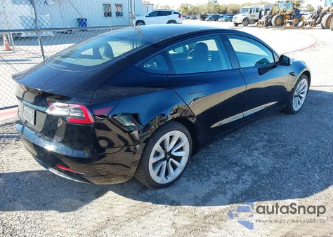 2023 Tesla Model 3 Rear-Wheel Drive z USA, uszkodzony, nr VIN 5YJ3E1EA8PF437990